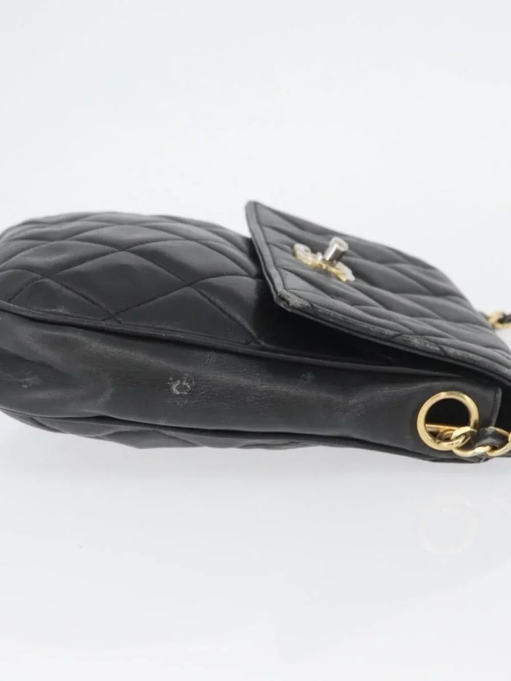 CHANEL brand	chanel color	black